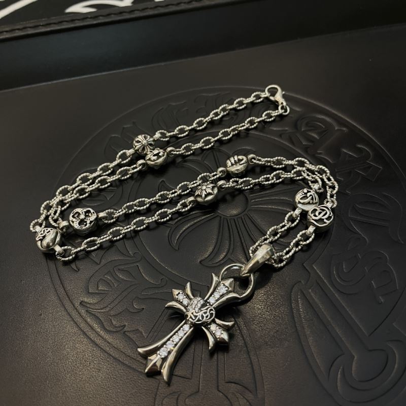 Ch*0me He**ts necklaces